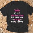 Eine Prinzessin Braucht Kein Kostü T-Shirt Geschenke für alte Männer