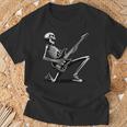 Esqueleto Tocando Guitarra Amante De La Música Rock And Roll Band Camiseta unisex Regalos para ancianos