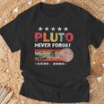 Never Forget Pluto Retrointage 1930 2006 Idea T-Shirt Geschenke für alte Männer