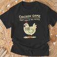 Chicken Game Don't Look At The Chicken Chicken T-Shirt Geschenke für alte Männer