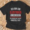 Electrician Sayings Accident Training T-Shirt Geschenke für alte Männer