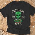 Just Here For The Beer Alien Graphic Beer T-Shirt Geschenke für alte Männer