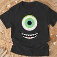 Monster With An Eye T-Shirt Geschenke für alte Männer