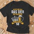 Reicht Mir Das Bier Ihr Narren Der König Wird 50 Bier T-Shirt Geschenke für alte Männer