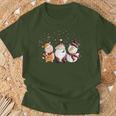 Santa Claus Reindeer And Snowman In The Snow I Christmas T-Shirt Geschenke für alte Männer