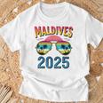Charming Souvenirs For Beach Holidays In The Maldives T-Shirt Geschenke für alte Männer