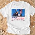 Donald Trump 2024 Sobrevivió A Disparo En Mitin Electoral Camiseta unisex Regalos para ancianos