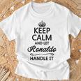 Keep Calm And Let Ronaldo Handle It Name Gray T-Shirt Geschenke für alte Männer