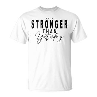 Fitness Saying Stronger Than Yesterday Blue T-Shirt - Geschenkecke
